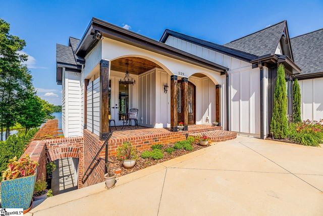 529 Coolwater Drive, Taylors, SC 29687