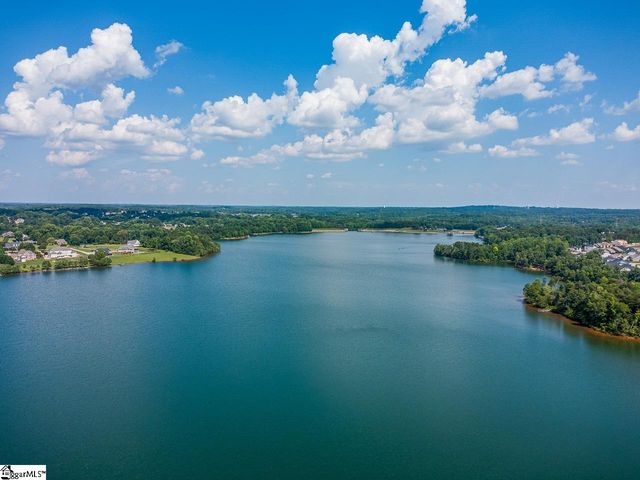 529 Coolwater Drive, Taylors, SC 29687