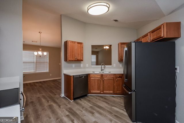 245 Lakeside Point, Covington, GA 30016