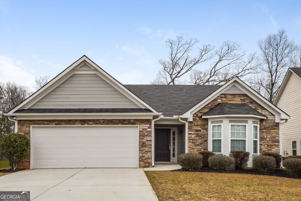 245 Lakeside Point, Covington, GA 30016