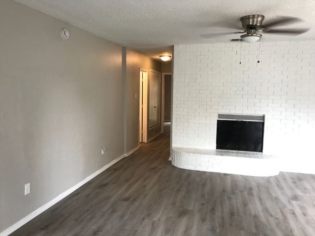 514 Mcqueary Street, Arlington, TX 76012