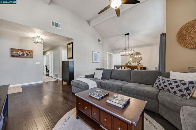 5011 Erica Way, Livermore, CA 94550