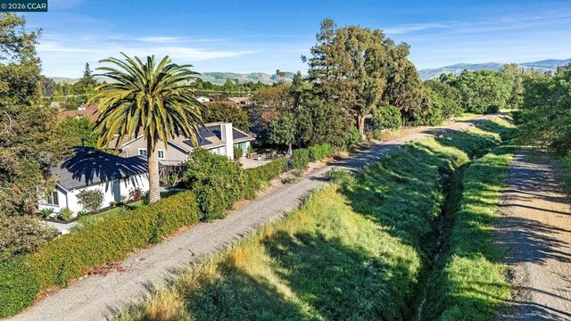 5011 Erica Way, Livermore, CA 94550