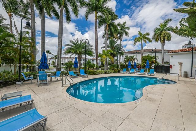 20990 NE 30th Pl, Aventura, FL 33180