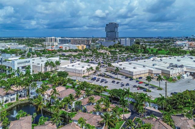 20990 NE 30th Pl, Aventura, FL 33180