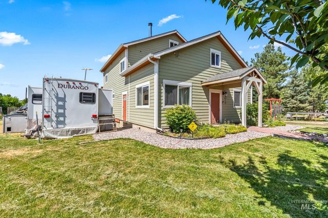 3415 Hoffman Ln, Nampa, ID 83651