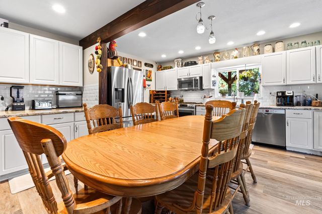 3415 Hoffman Ln, Nampa, ID 83651