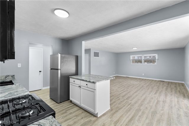 3517 Jameson Drive, Kent, OH 44240