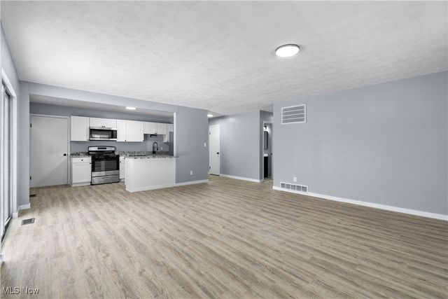 3517 Jameson Drive, Kent, OH 44240