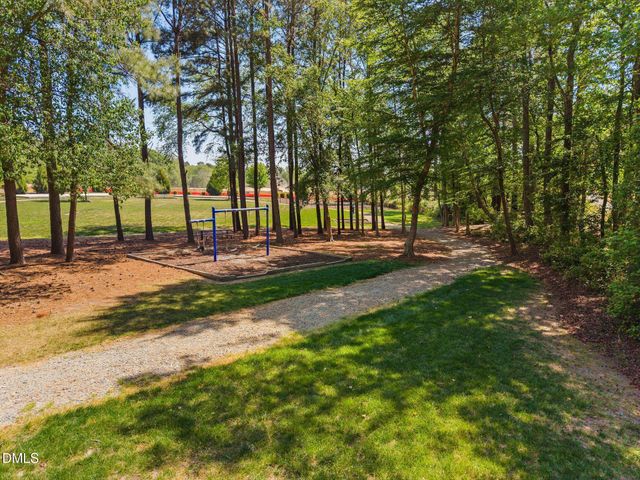 545 Hampton Crest Court, Fuquay Varina, NC 27526