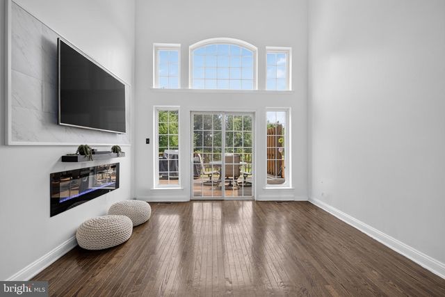 326 SILO MILL LN, Lansdale, PA 19446
