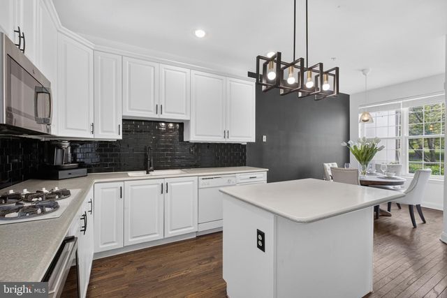326 SILO MILL LN, Lansdale, PA 19446