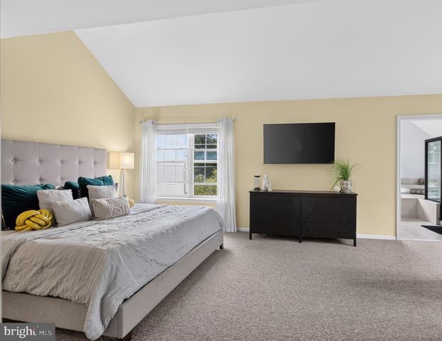 326 SILO MILL LN, Lansdale, PA 19446