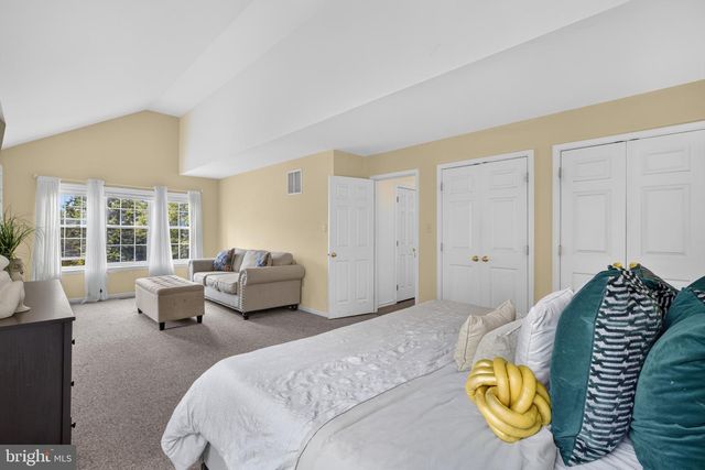 326 SILO MILL LN, Lansdale, PA 19446