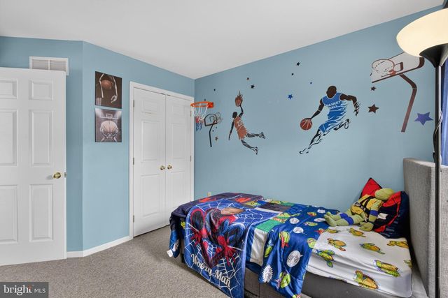 326 SILO MILL LN, Lansdale, PA 19446