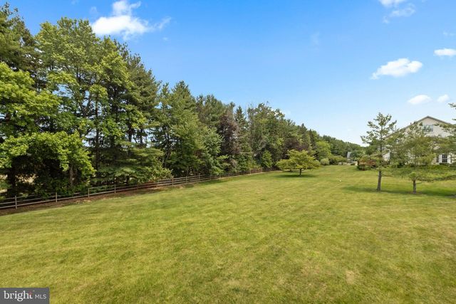 326 SILO MILL LN, Lansdale, PA 19446