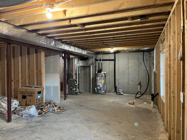 42 Ladd Road, Tolland, CT 06084