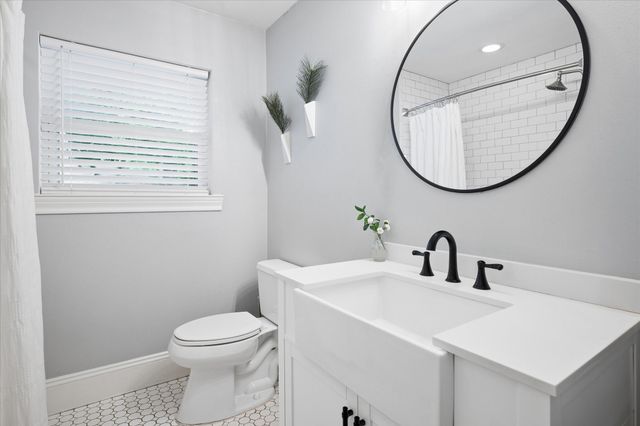 10025 Lanshire Drive, Dallas, TX 75238