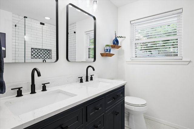 10025 Lanshire Drive, Dallas, TX 75238