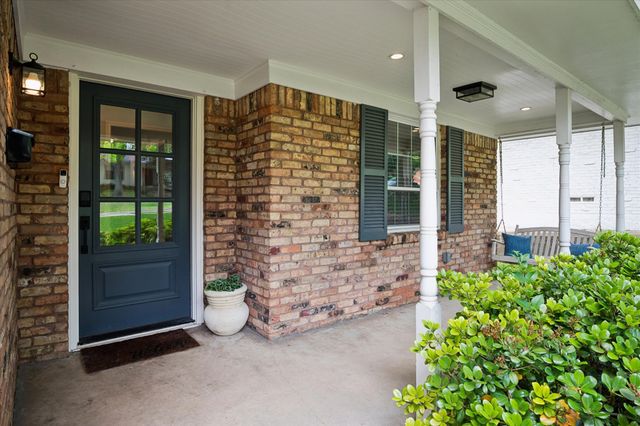 10025 Lanshire Drive, Dallas, TX 75238