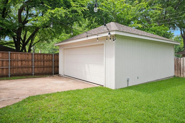 10025 Lanshire Drive, Dallas, TX 75238