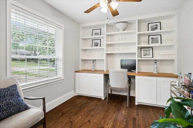10025 Lanshire Drive, Dallas, TX 75238