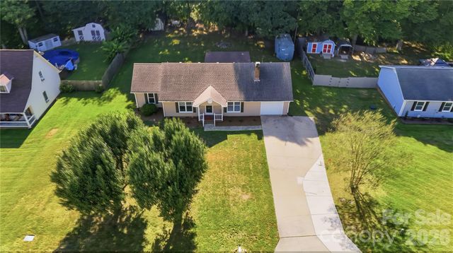 2326 Springwater Drive, Gastonia, NC 28056