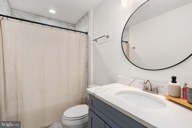 174 SHOREWOOD DR, Colonial Beach, VA 22443