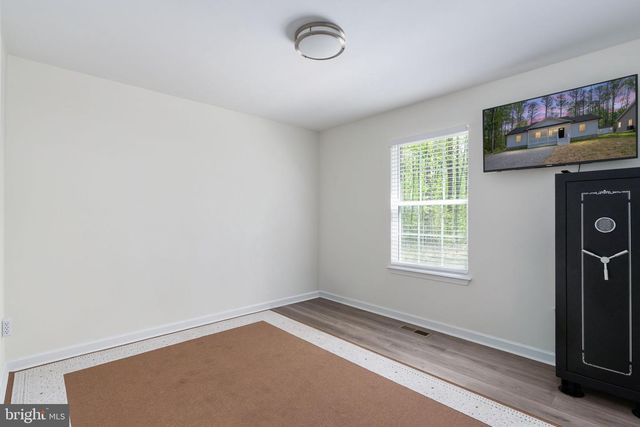 174 SHOREWOOD DR, Colonial Beach, VA 22443