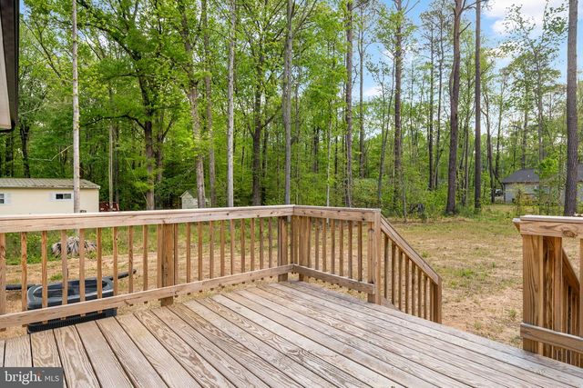 174 SHOREWOOD DR, Colonial Beach, VA 22443