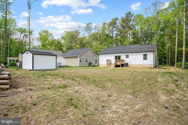 174 SHOREWOOD DR, Colonial Beach, VA 22443