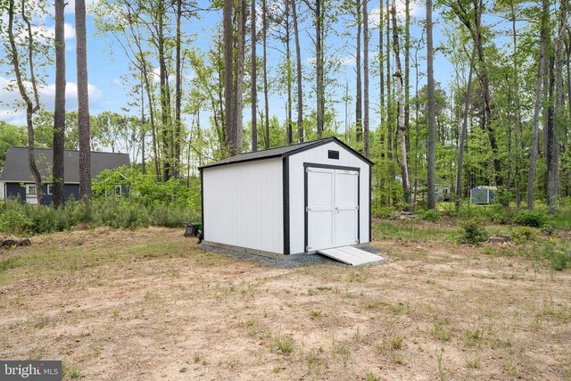 174 SHOREWOOD DR, Colonial Beach, VA 22443