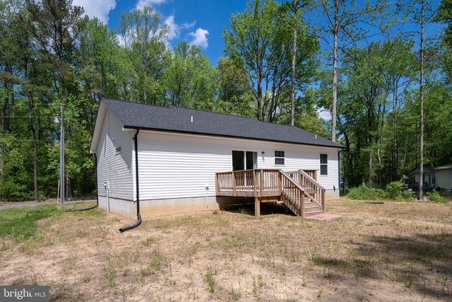 174 SHOREWOOD DR, Colonial Beach, VA 22443