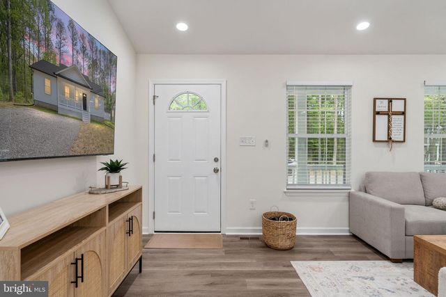 174 SHOREWOOD DR, Colonial Beach, VA 22443