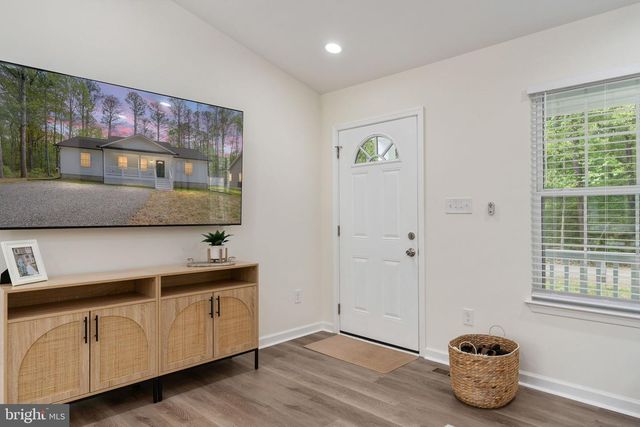 174 SHOREWOOD DR, Colonial Beach, VA 22443