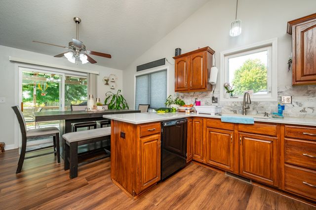 5746 SE 31st Court, Des Moines, IA 50320