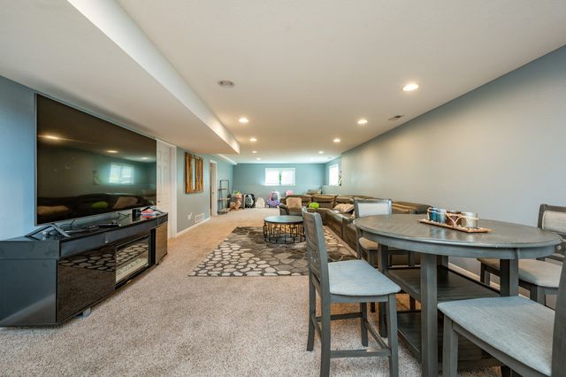 5746 SE 31st Court, Des Moines, IA 50320