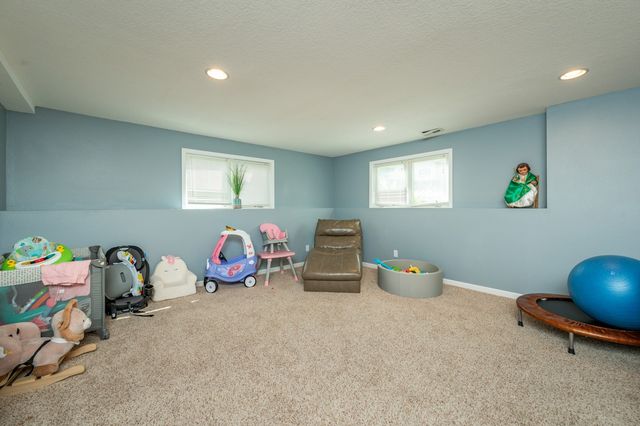 5746 SE 31st Court, Des Moines, IA 50320