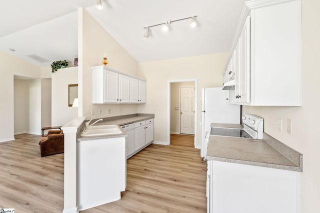 100 Becket Court, Greenville, SC 29605