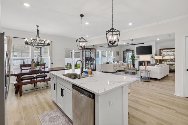 903 Gibbons Street, Wellford, SC 29385