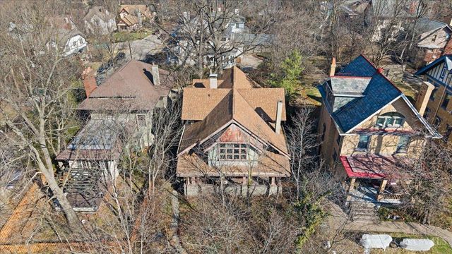 558 Howell Avenue, Cincinnati, OH 45220