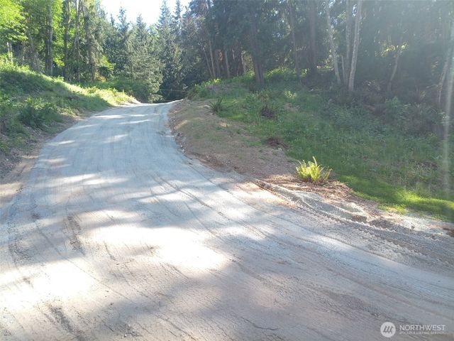 4935 Helppie Lane, Freeland, WA 98249