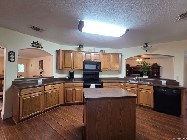 6714 Carlsbad Rio, San Antonio, TX 78233