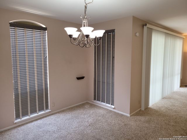 3678 Hidden Dr Apt 901, San Antonio, TX 78217