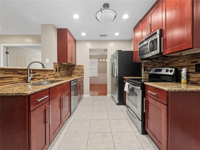 1809 Wellborn Way SW, Marietta, GA 30008