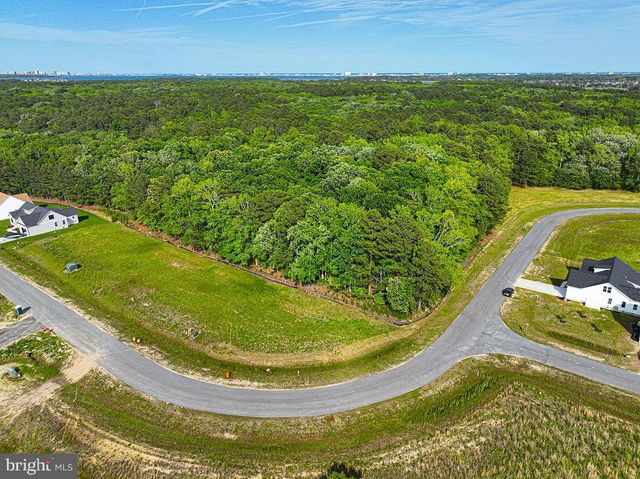 15 PREAKNESS DR, Ocean Pines, MD 21811