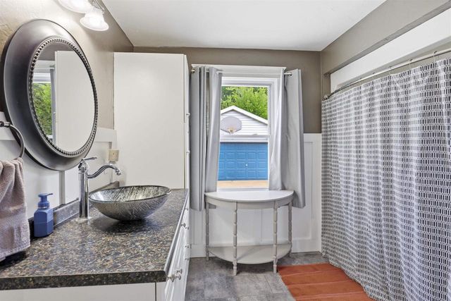1420 N OWAISSA STREET, Appleton, WI 54911
