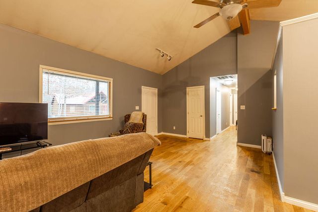 166 Stellar Night Drive, Morehead, KY 40351