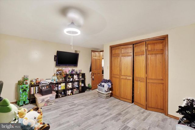 35 KLINE AVE, Manchester, PA 17345