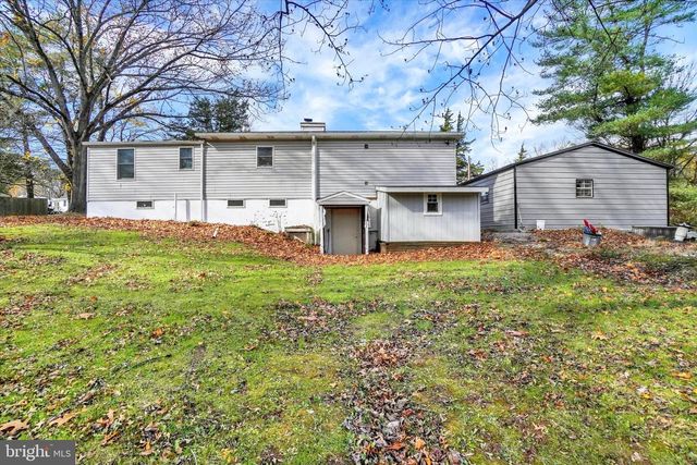 35 KLINE AVE, Manchester, PA 17345